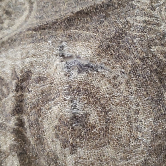 RH Preloved Woven Blanket - Picture 7 of 10